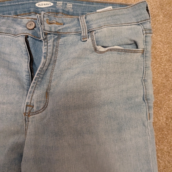 Old Navy size 8 - Picture 2 of 6